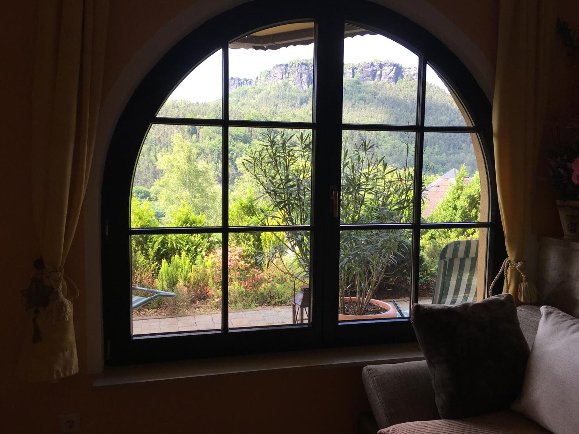 Ferienwohnung 1 Festungsblick Königstein Esterno foto